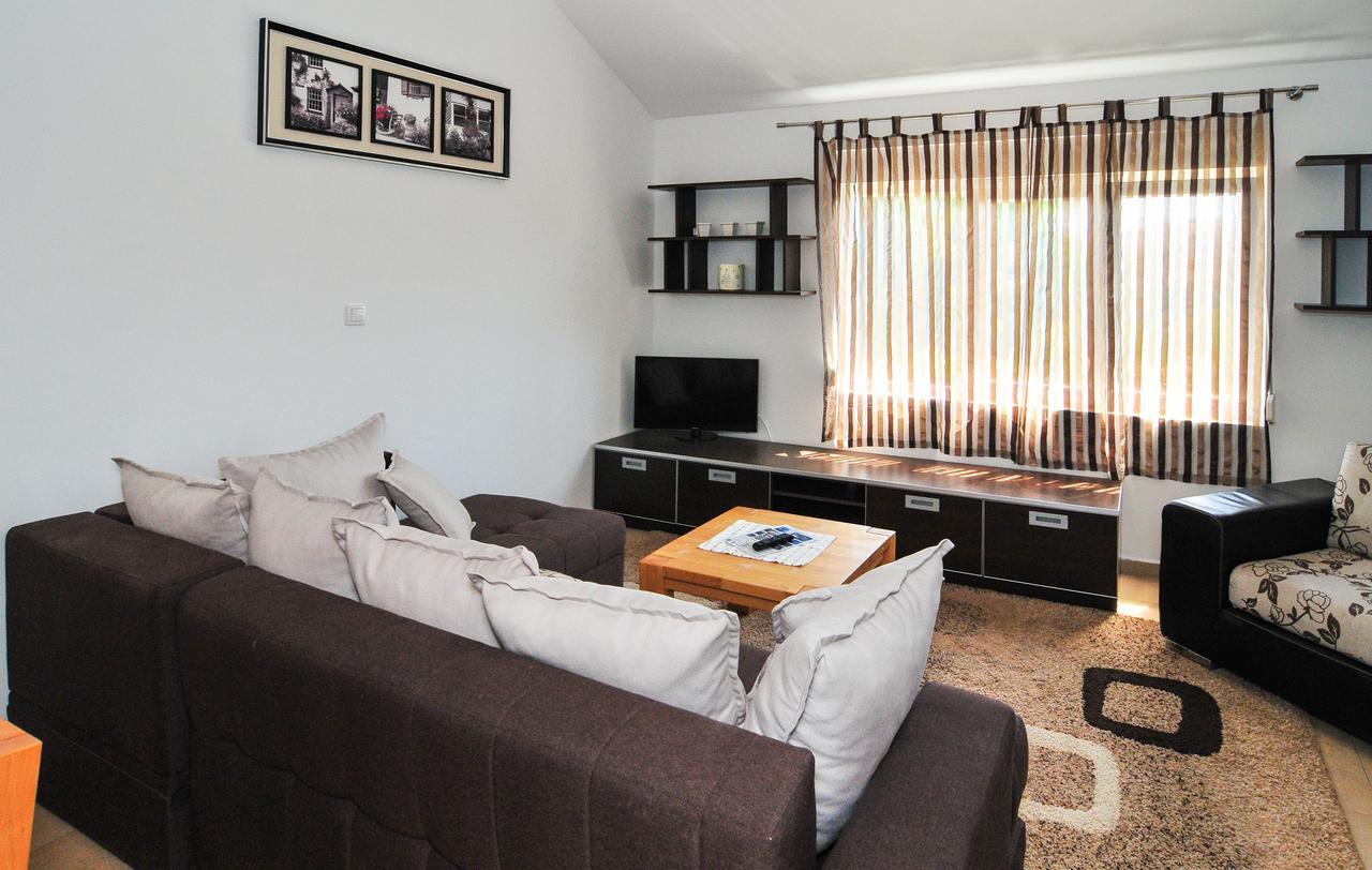 Apartments Pean Tivat Eksteriør billede