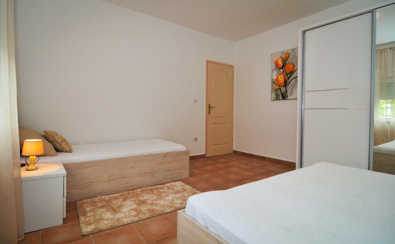 Apartments Pean Tivat Eksteriør billede