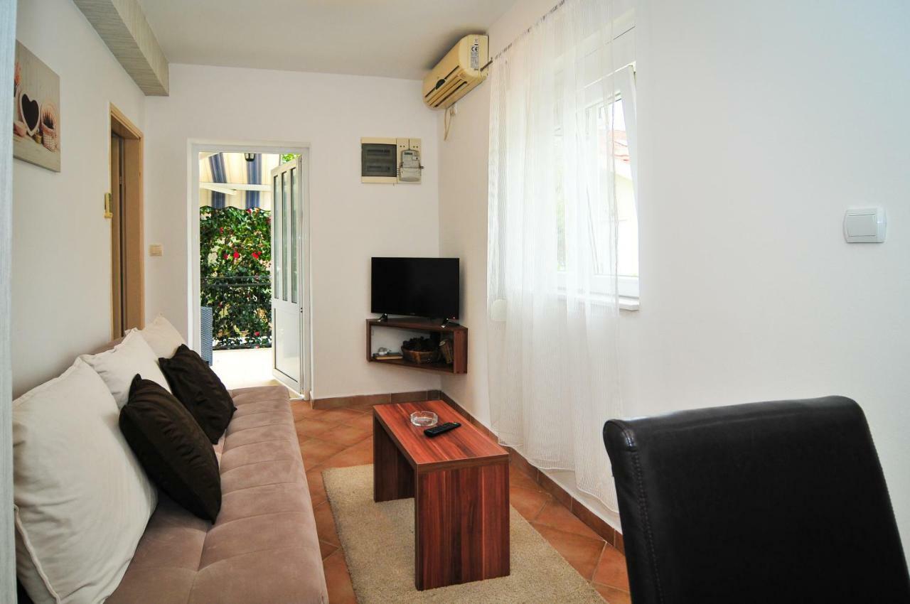 Apartments Pean Tivat Eksteriør billede